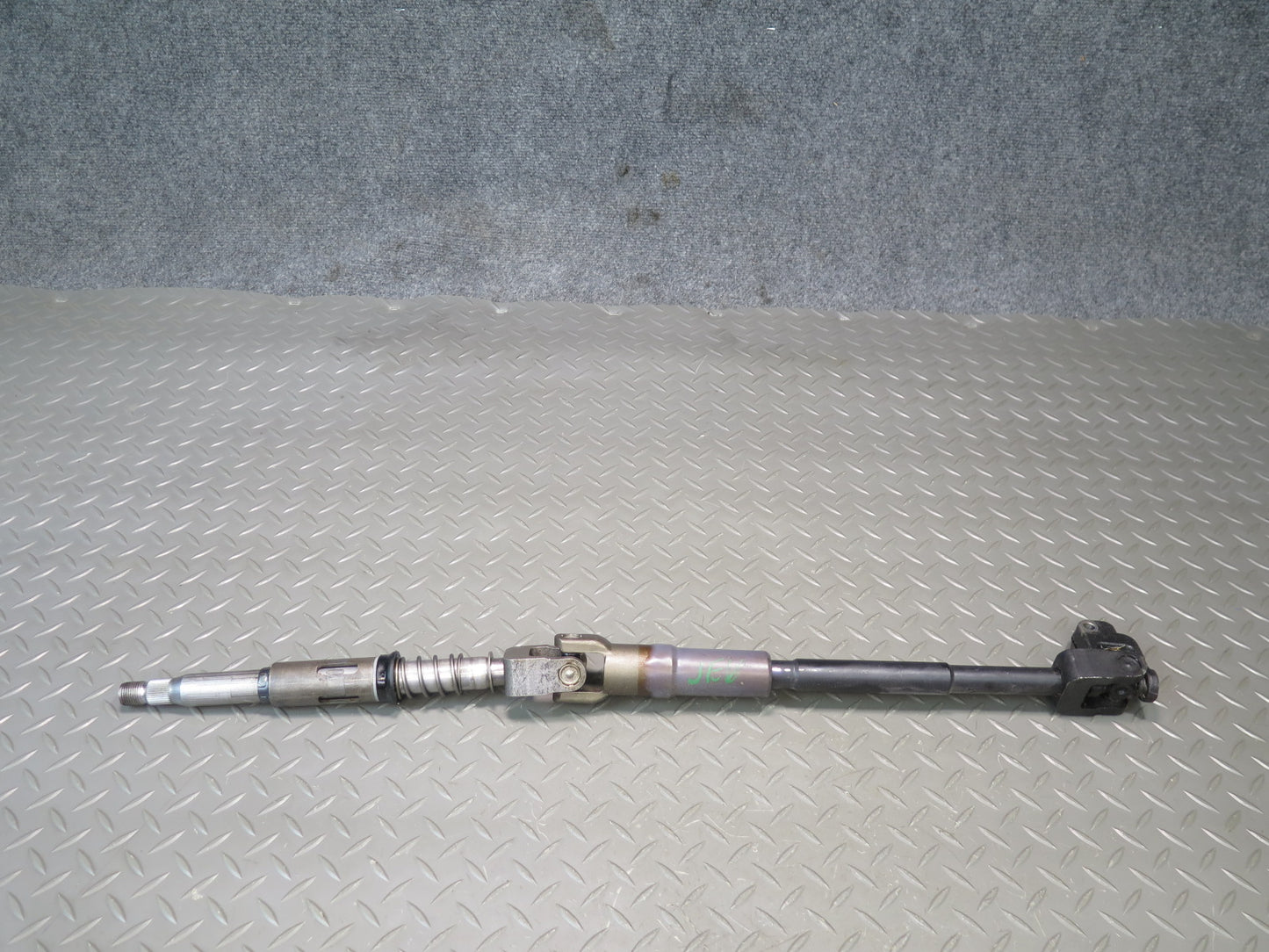 99-03 VW Eurovan T4 2.8L Steering Column Upper & Lower Linkage U Joint Shaft OEM
