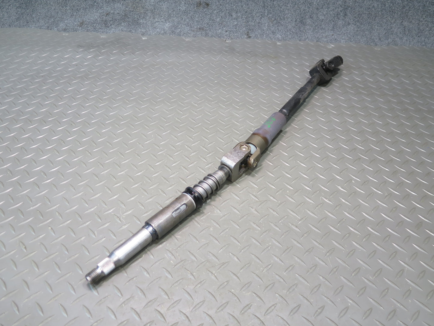 99-03 VW Eurovan T4 2.8L Steering Column Upper & Lower Linkage U Joint Shaft OEM