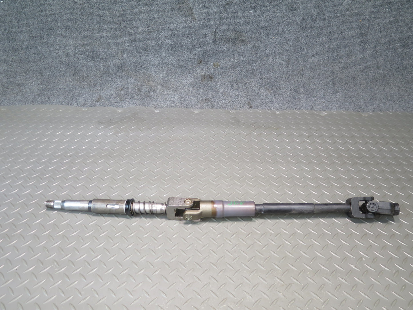 99-03 VW Eurovan T4 2.8L Steering Column Upper & Lower Linkage U Joint Shaft OEM