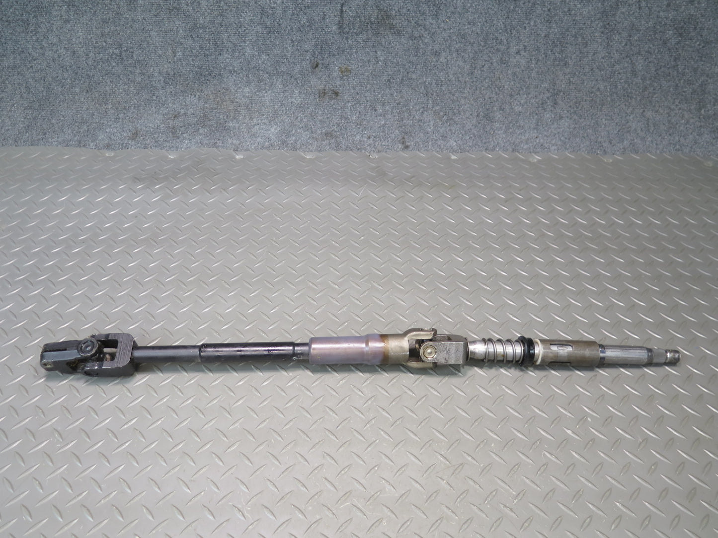 99-03 VW Eurovan T4 2.8L Steering Column Upper & Lower Linkage U Joint Shaft OEM