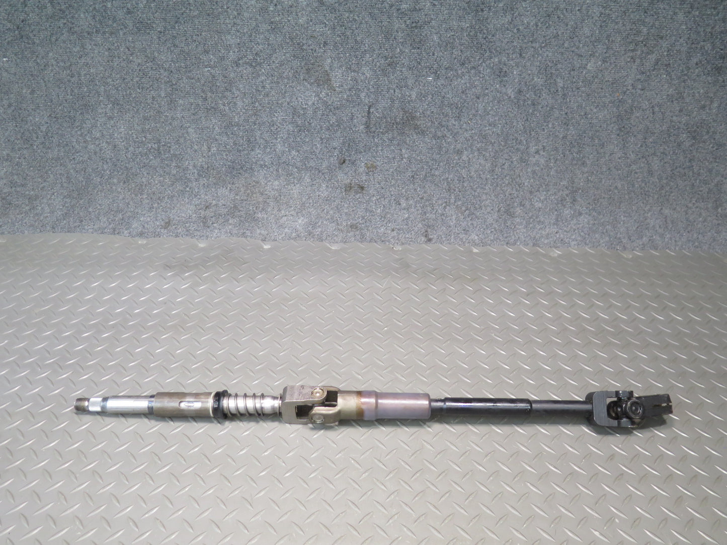 99-03 VW Eurovan T4 2.8L Steering Column Upper & Lower Linkage U Joint Shaft OEM