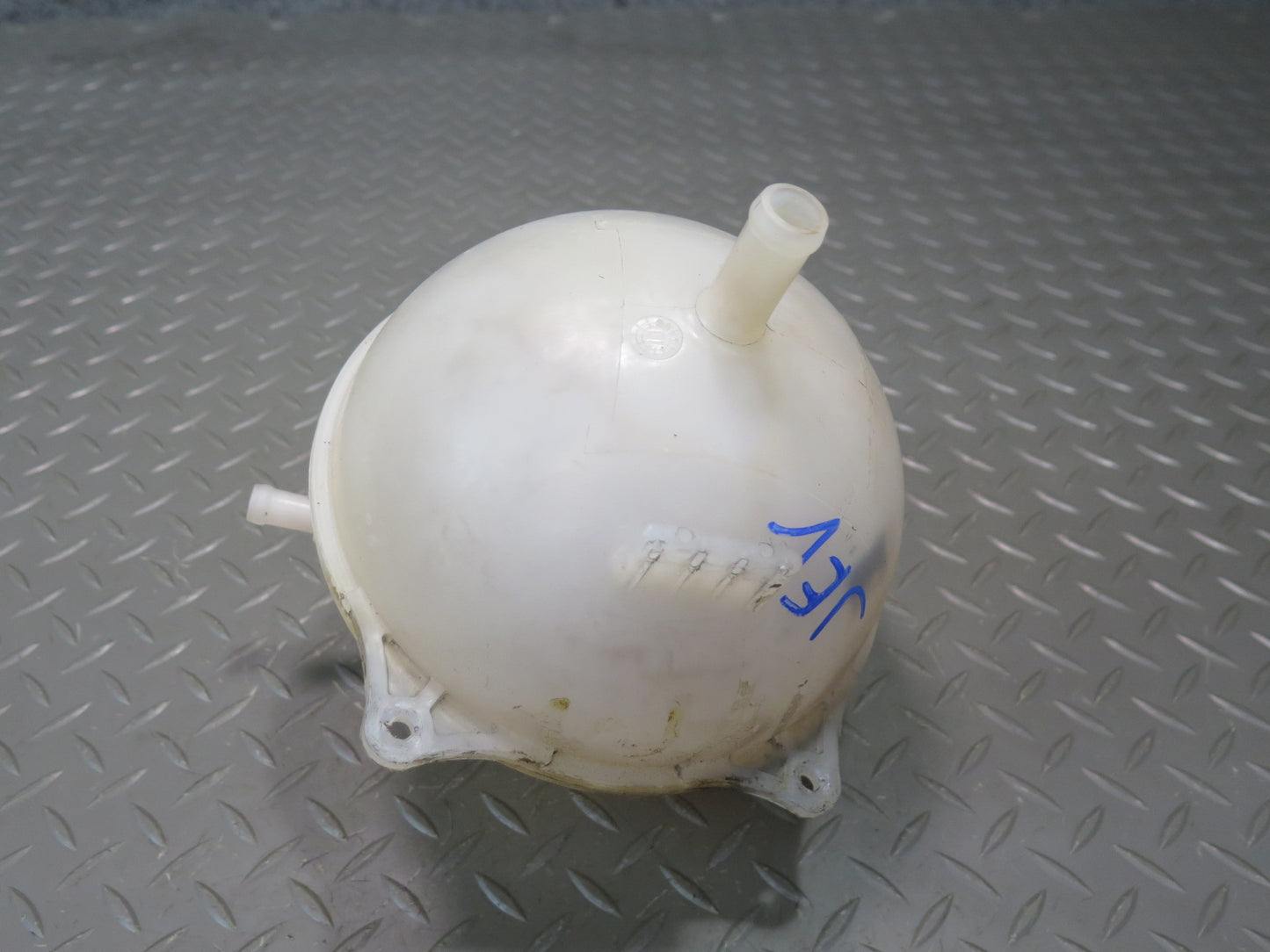 01-03 VW Eurovan T4 2.8L Engine Coolant Expansion Overflow Reservoir Tank OEM