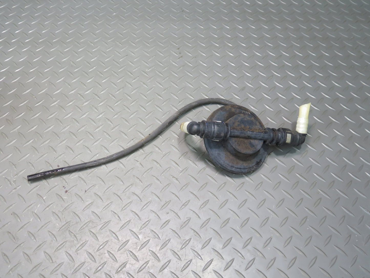 01-03 VW Eurovan T4 2.8L Leak Detection Pump w Valve 7D0906271A Set OEM
