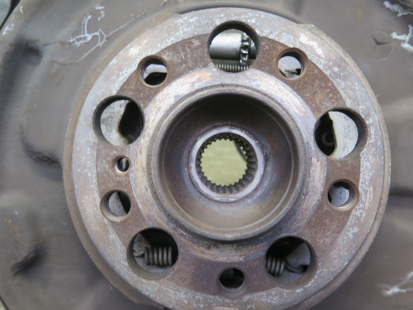 03-08 Mercedes R230 SL55 AMG Rear Right Spindle Knuckle Wheel Hub Bearing OEM
