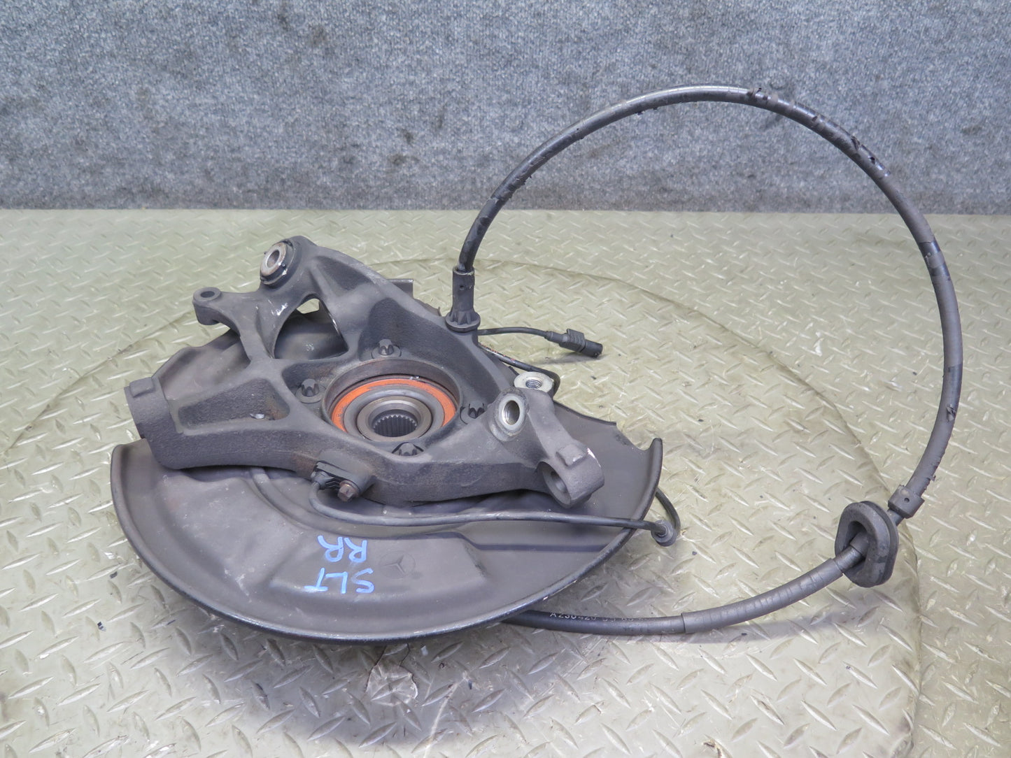 03-08 Mercedes R230 SL55 AMG Rear Right Spindle Knuckle Wheel Hub Bearing OEM