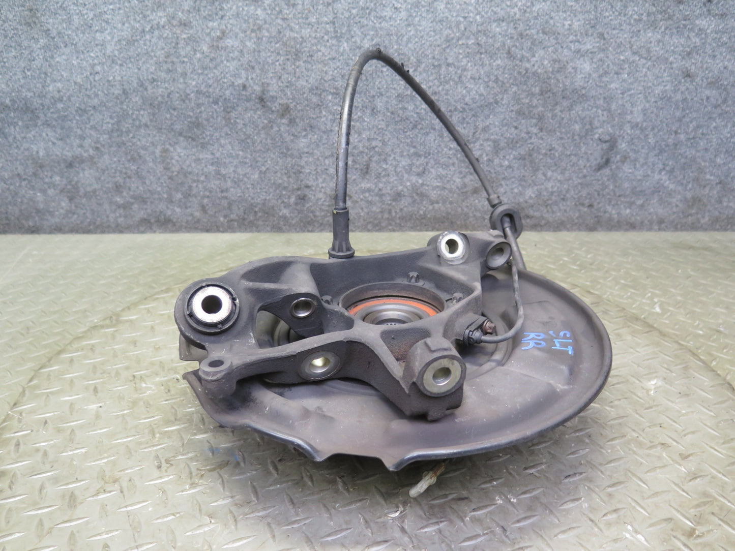 03-08 Mercedes R230 SL55 AMG Rear Right Spindle Knuckle Wheel Hub Bearing OEM