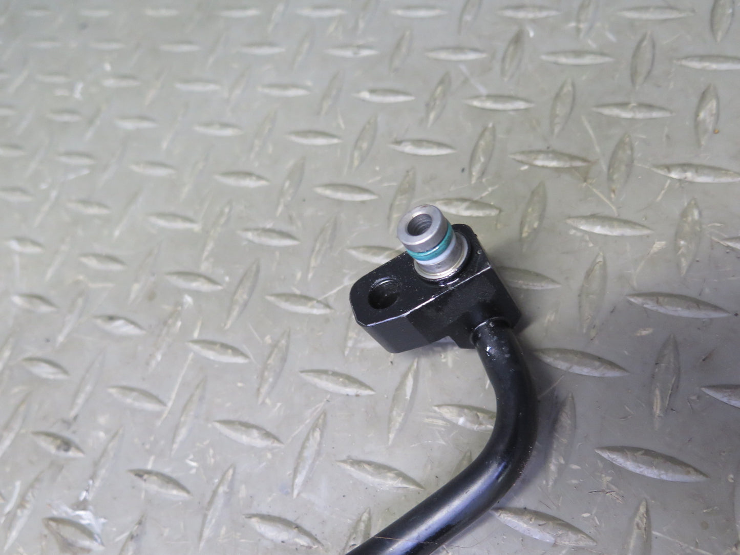 07-12 Mercedes R230 Sl-class Rear Left ABC Hydraulic Suspension Line Pipe OEM