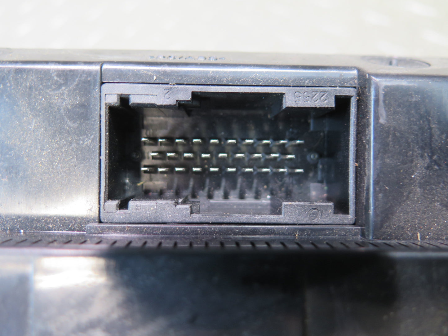 96-02 Mercedes R129 SL A/C Heater Climate Control Switch Panel 2028301485 OEM
