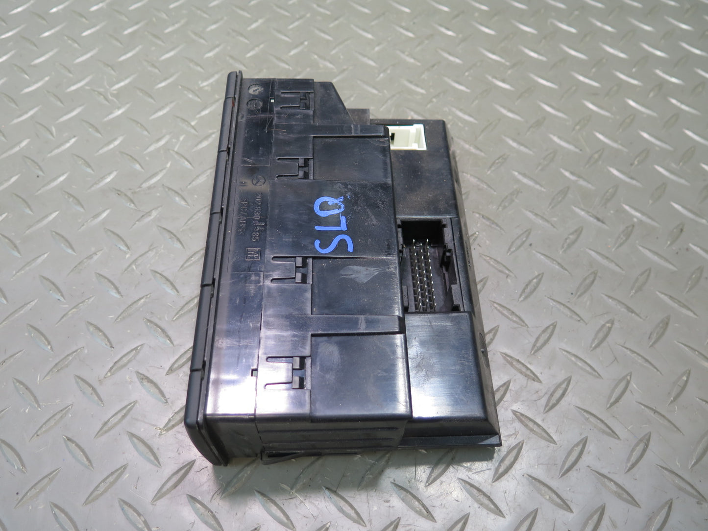 96-02 Mercedes R129 SL A/C Heater Climate Control Switch Panel 2028301485 OEM