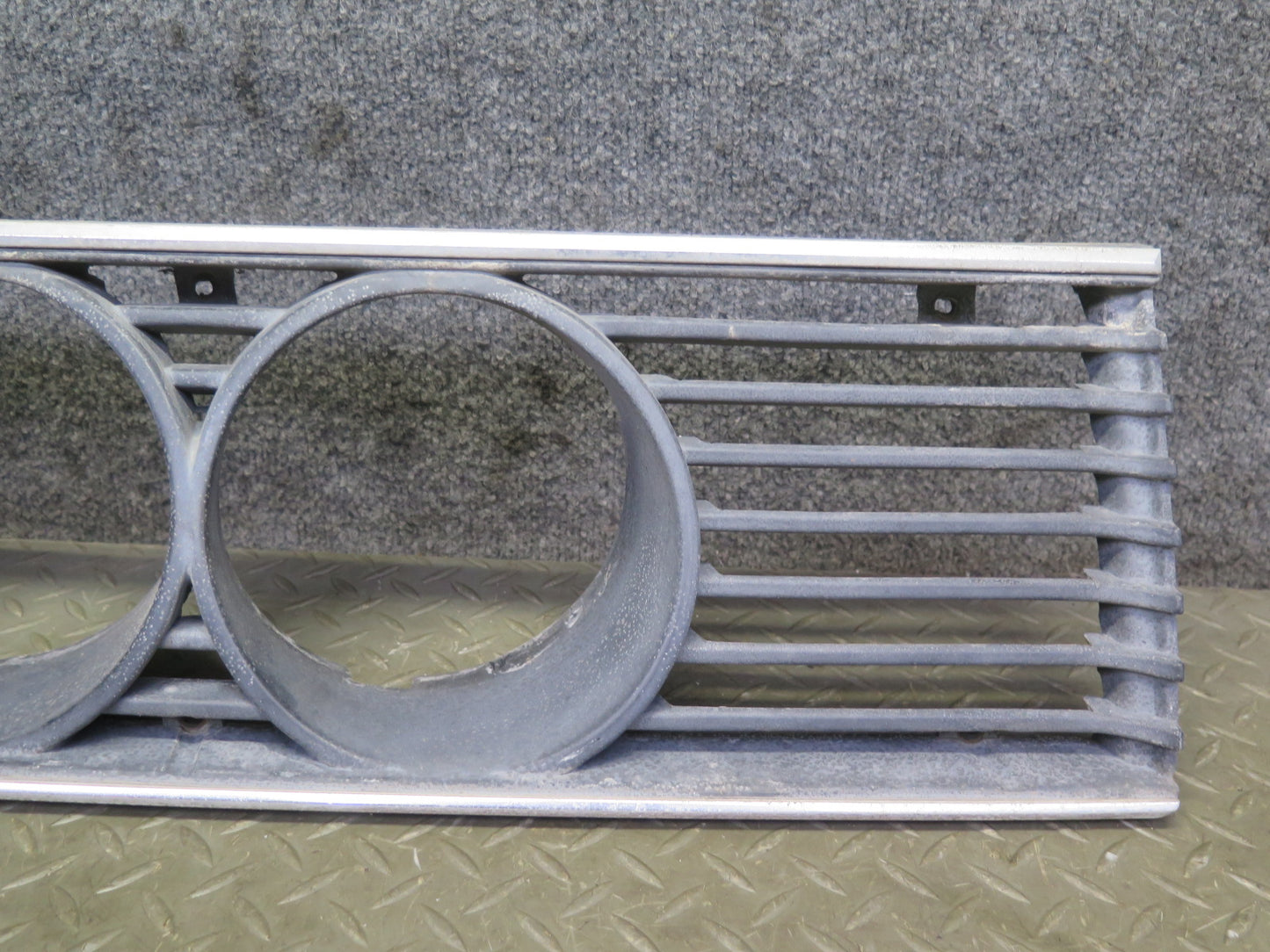 83-87 BMW E24 6-SERIES Set of 2 Front Left & Right Headlight Trim Grille OEM
