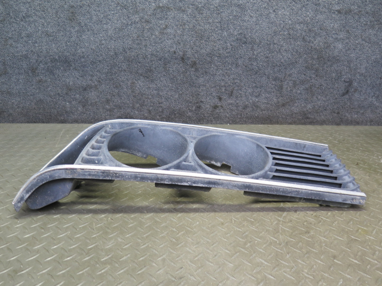 83-87 BMW E24 6-SERIES Set of 2 Front Left & Right Headlight Trim Grille OEM