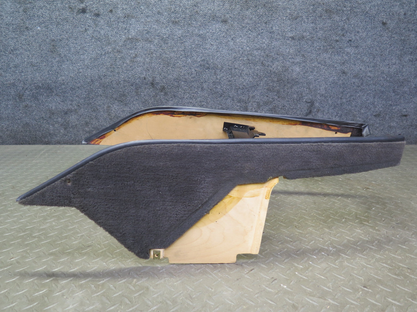 83-89 BMW E24 633CSi 635CSi Center Console Trim Cover Panel 1883804 OEM