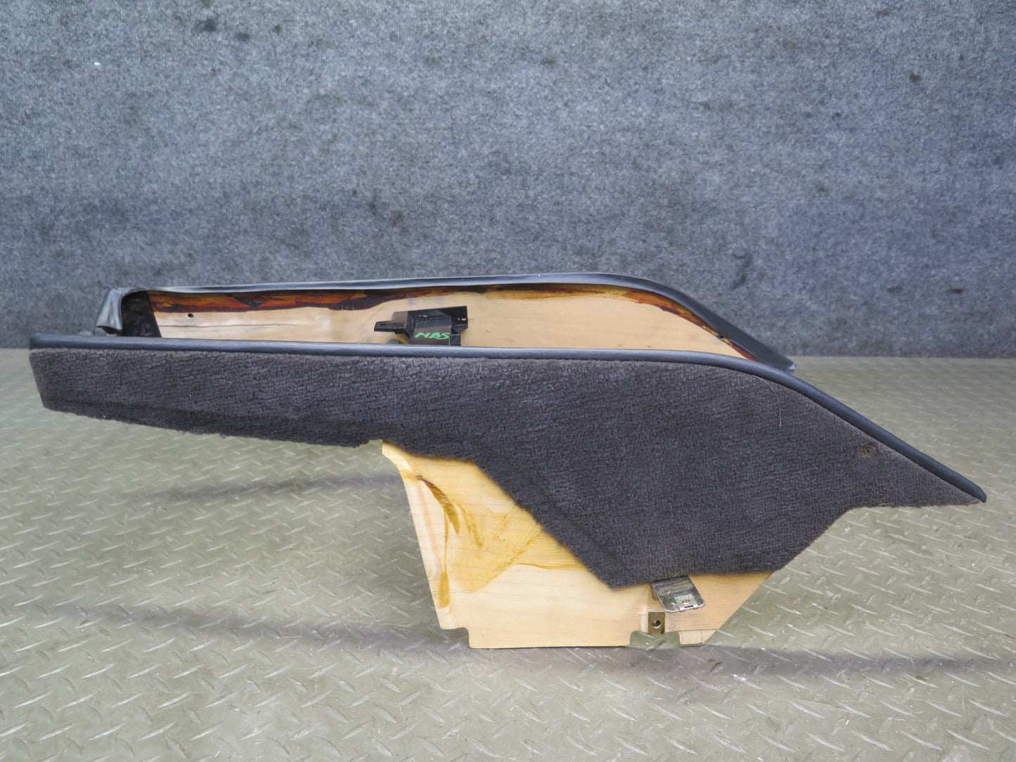 83-89 BMW E24 633CSi 635CSi Center Console Trim Cover Panel 1883804 OEM