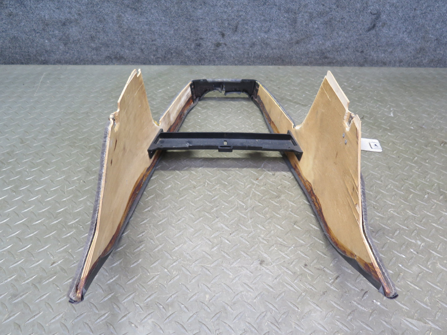83-89 BMW E24 633CSi 635CSi Center Console Trim Cover Panel 1883804 OEM