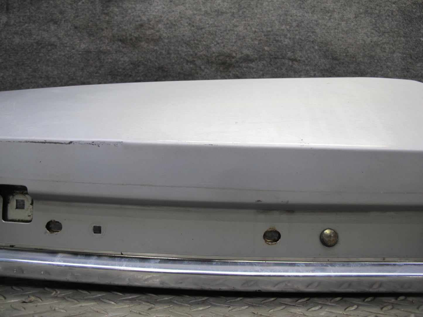 83-89 BMW E24 633CSi 635CSi Rear Bumper Cover Polaris Metallic OEM