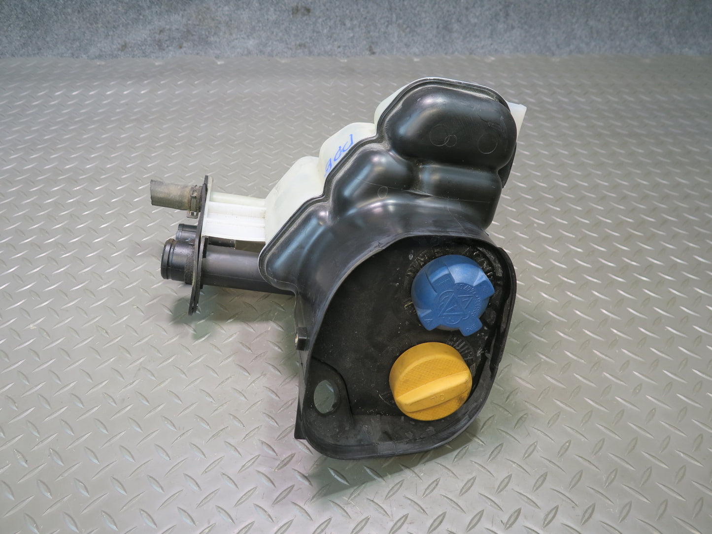 2000-2004 Porsche Boxster 986 Radiator Overflow Expansion Fluid Tank Reservoir
