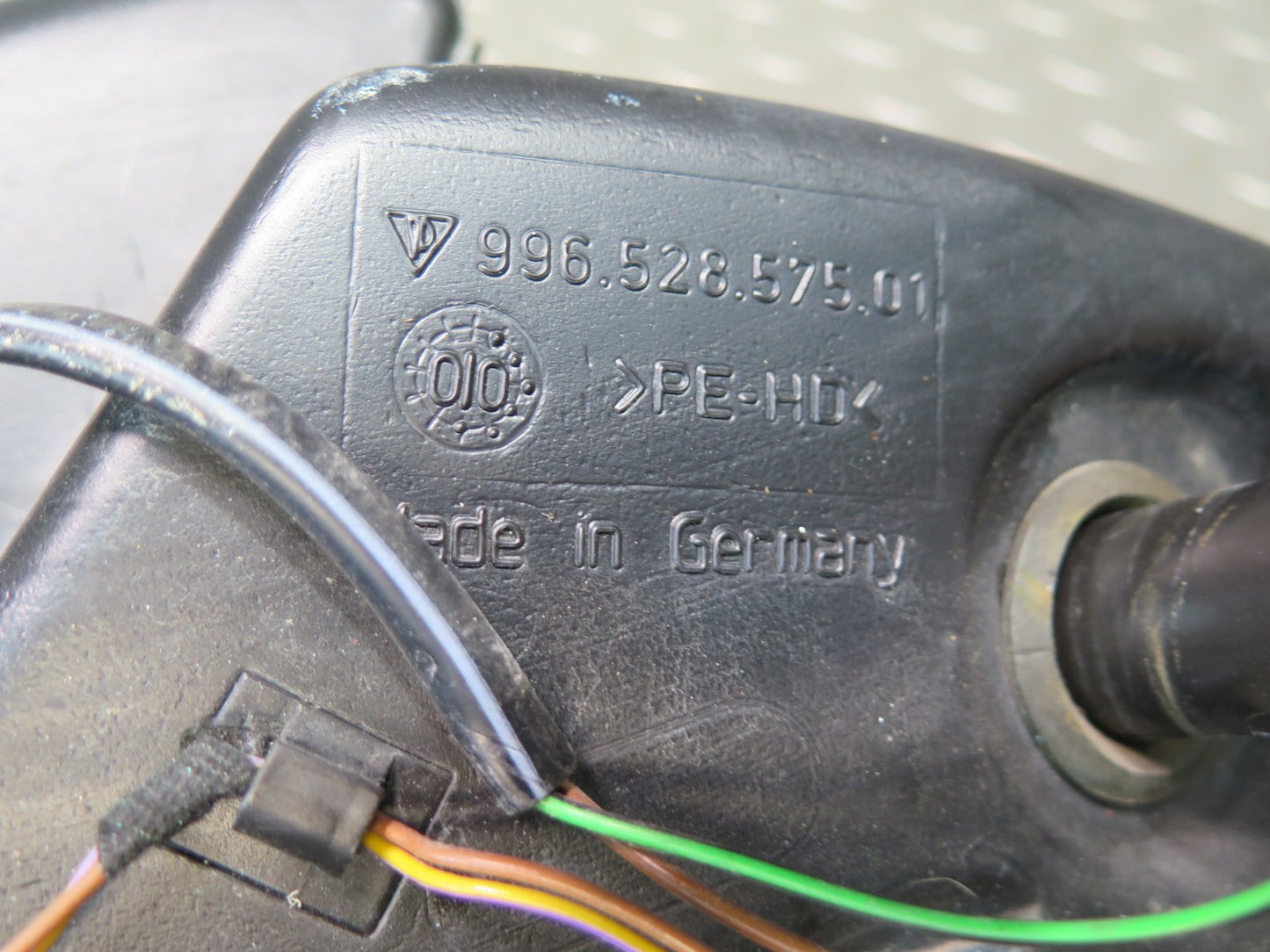 1997-2004 Porsche Boxster 986 Windshield Washer Reservoir Tank W/ Pump
