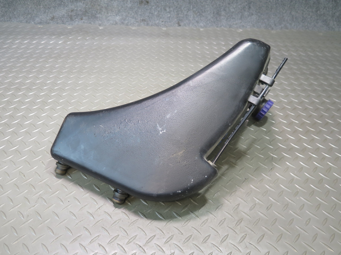 1997-2004 Porsche Boxster 986 Windshield Washer Reservoir Tank W/ Pump