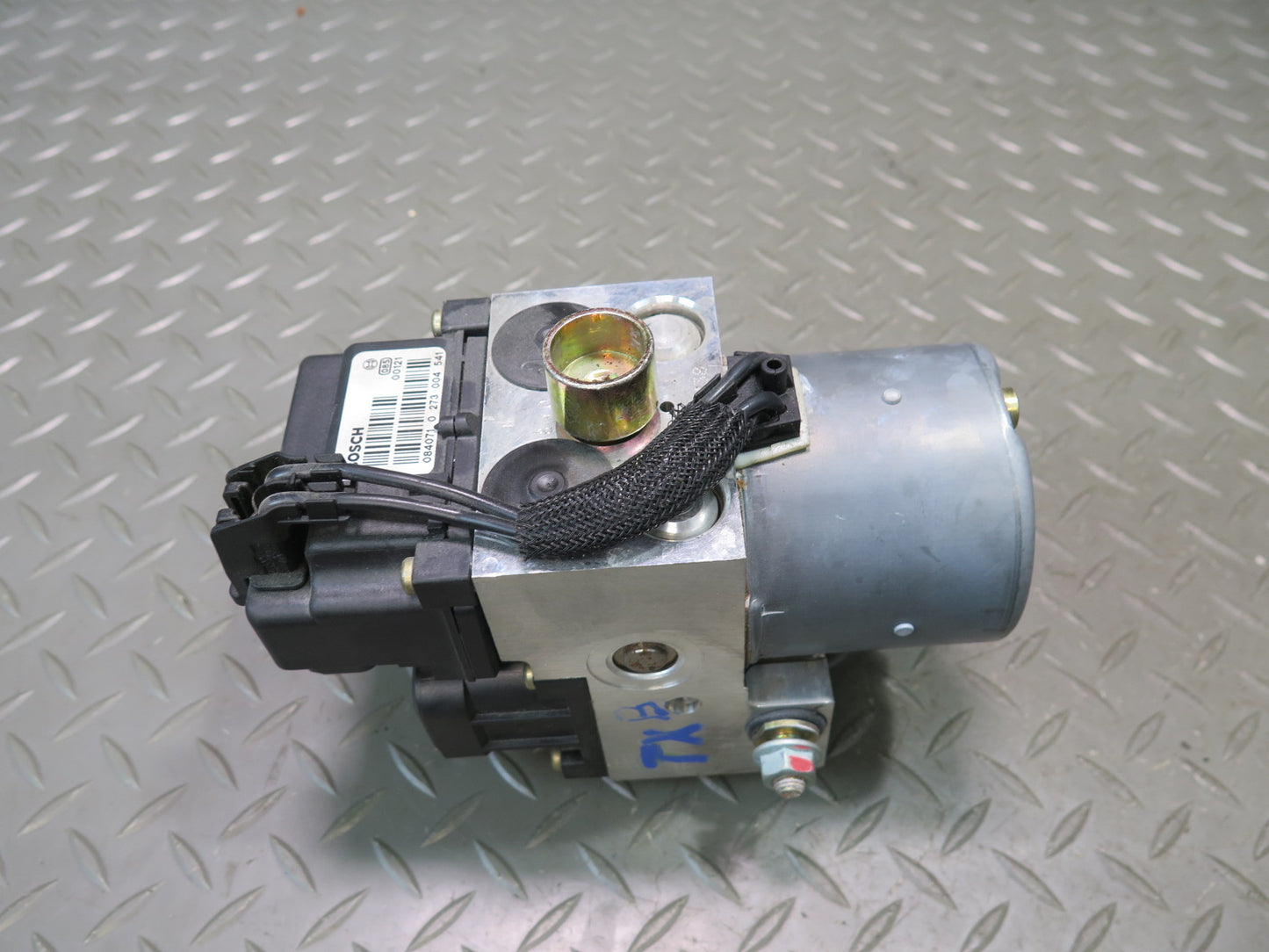 96-99 BMW E36 328ic Anti Lock Brake ABS Pump  Module 0265215504 OEM