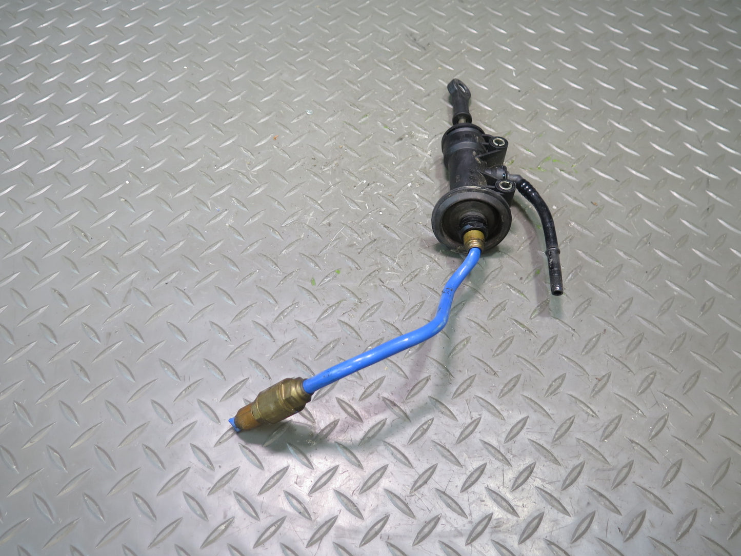 1997-2004 Porsche Boxster 986 Manual Transmission Clutch Master Cylinder W/ Pipe