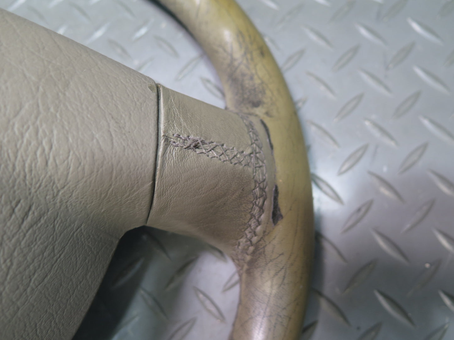 96-98 Mercedes R129 Sl-class Leather Steering Beige OEM