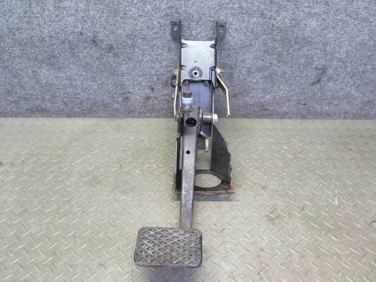 83-89 BMW E24 633CSi 635CSi A/T Brake Pedal Assembly OEM