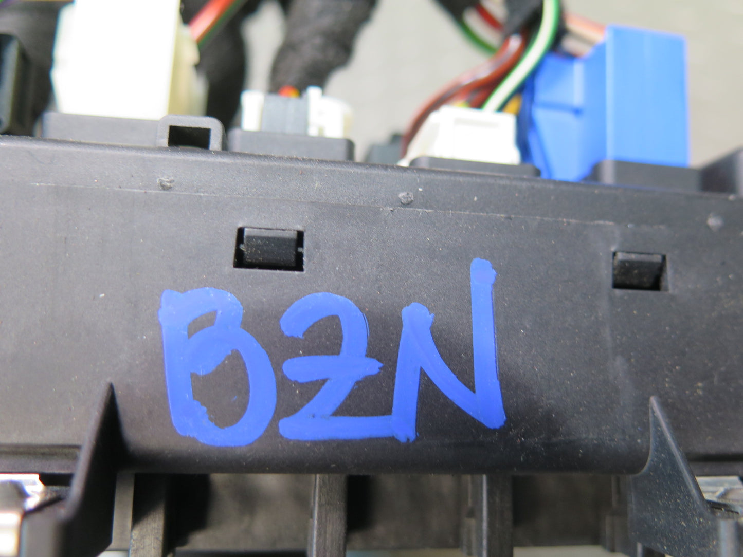 03-08 BMW E85 Z4 Dash Fuse Relay Box Module 6978265 OEM