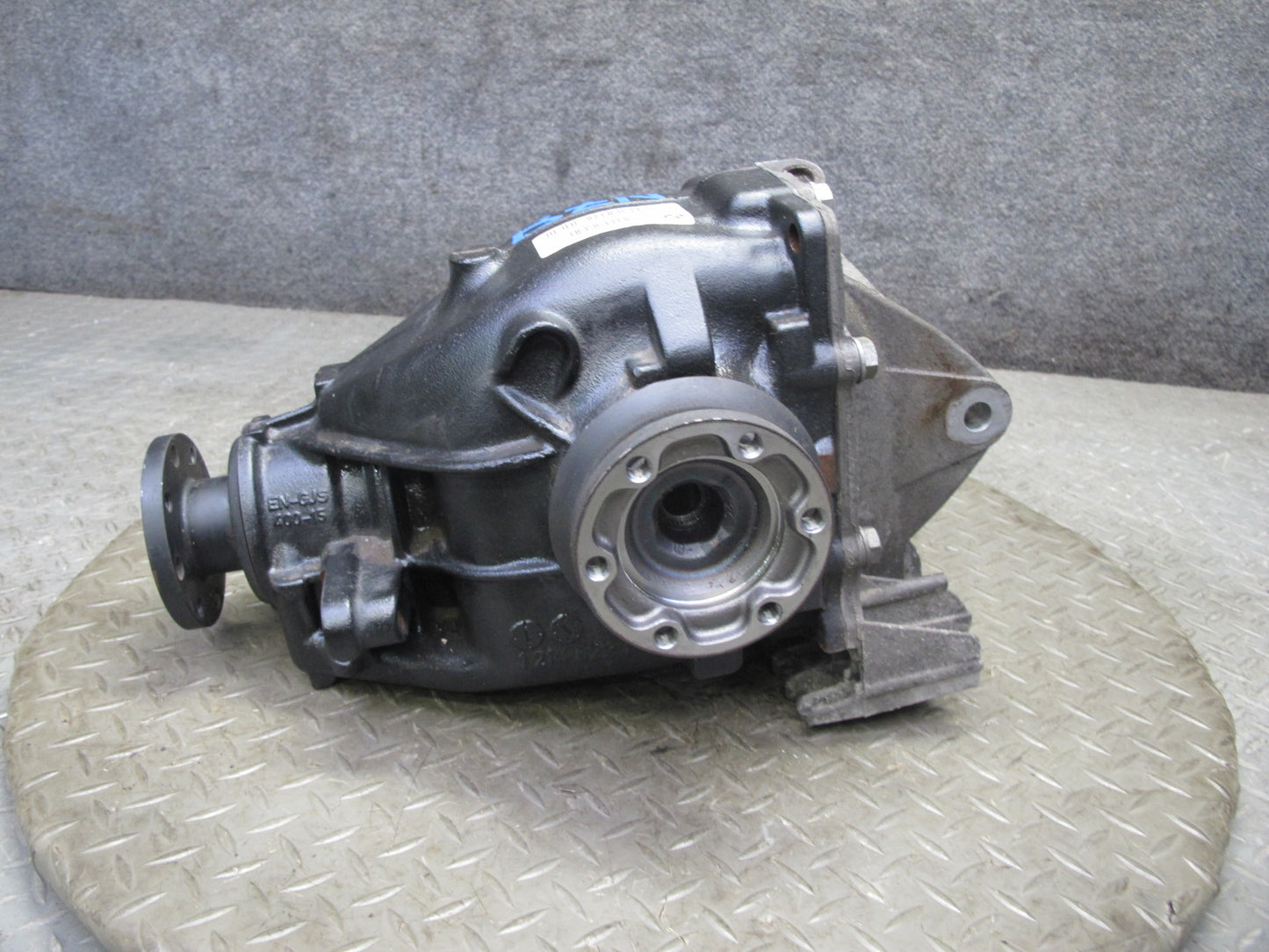 06-07 BMW E85 Z4 3.0L M/T Rear Axle Differential Carrier 3.38 Ratio 7551911 OEM