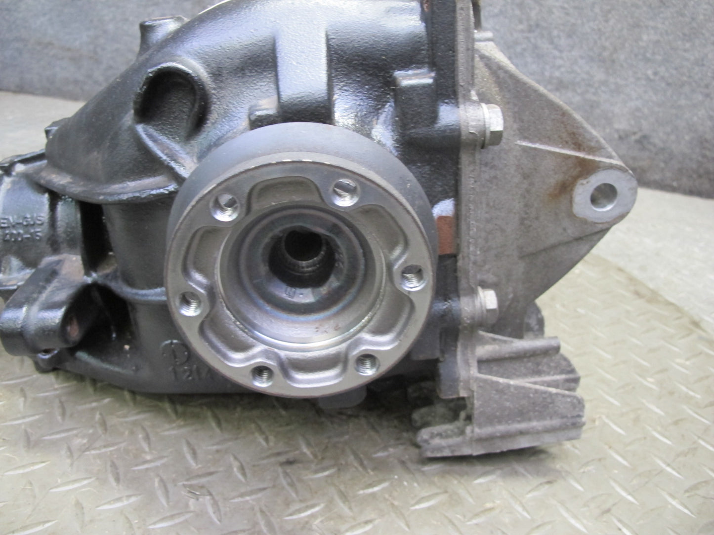 06-07 BMW E85 Z4 3.0L M/T Rear Axle Differential Carrier 3.38 Ratio 7551911 OEM