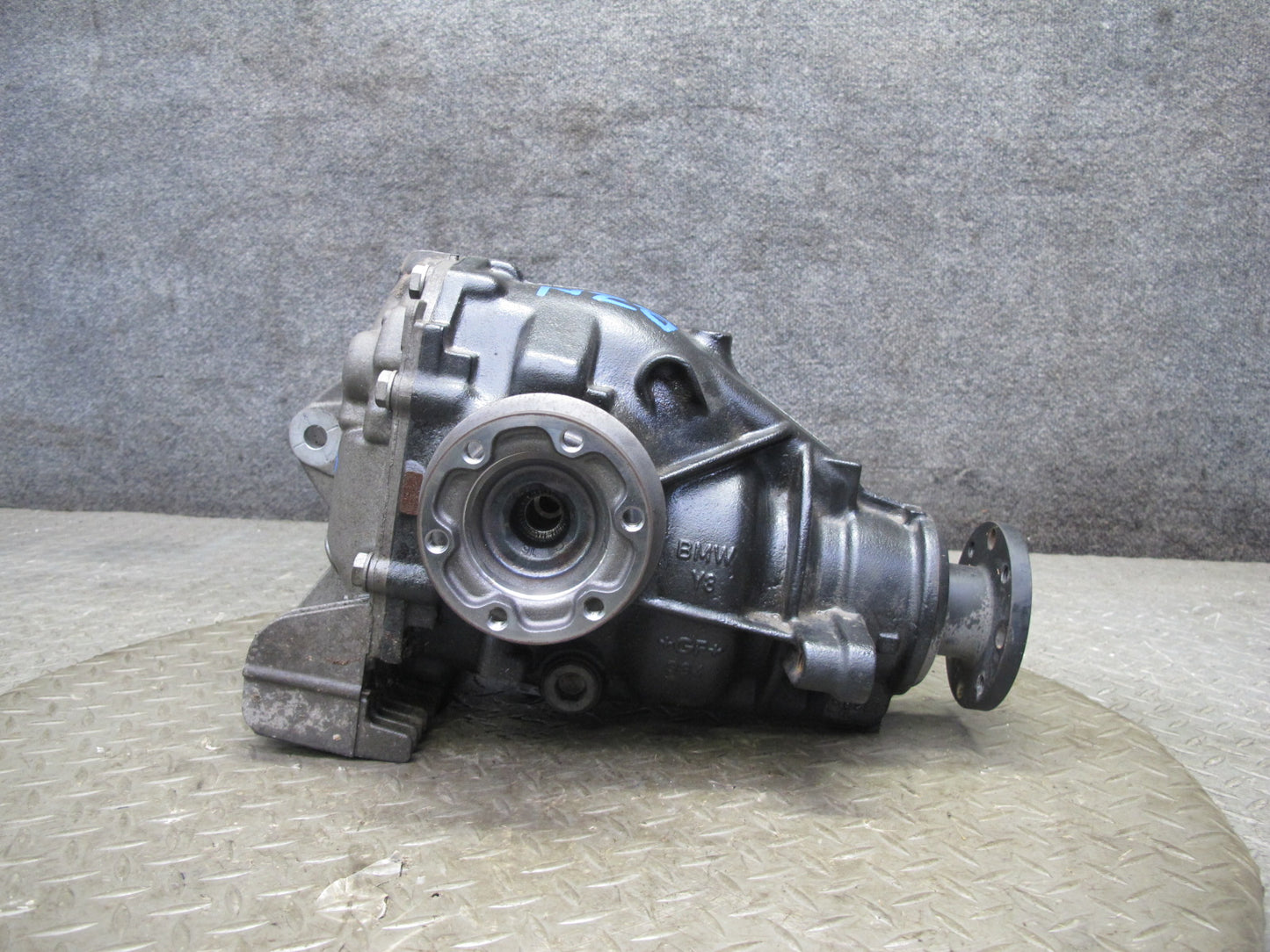 06-07 BMW E85 Z4 3.0L M/T Rear Axle Differential Carrier 3.38 Ratio 7551911 OEM