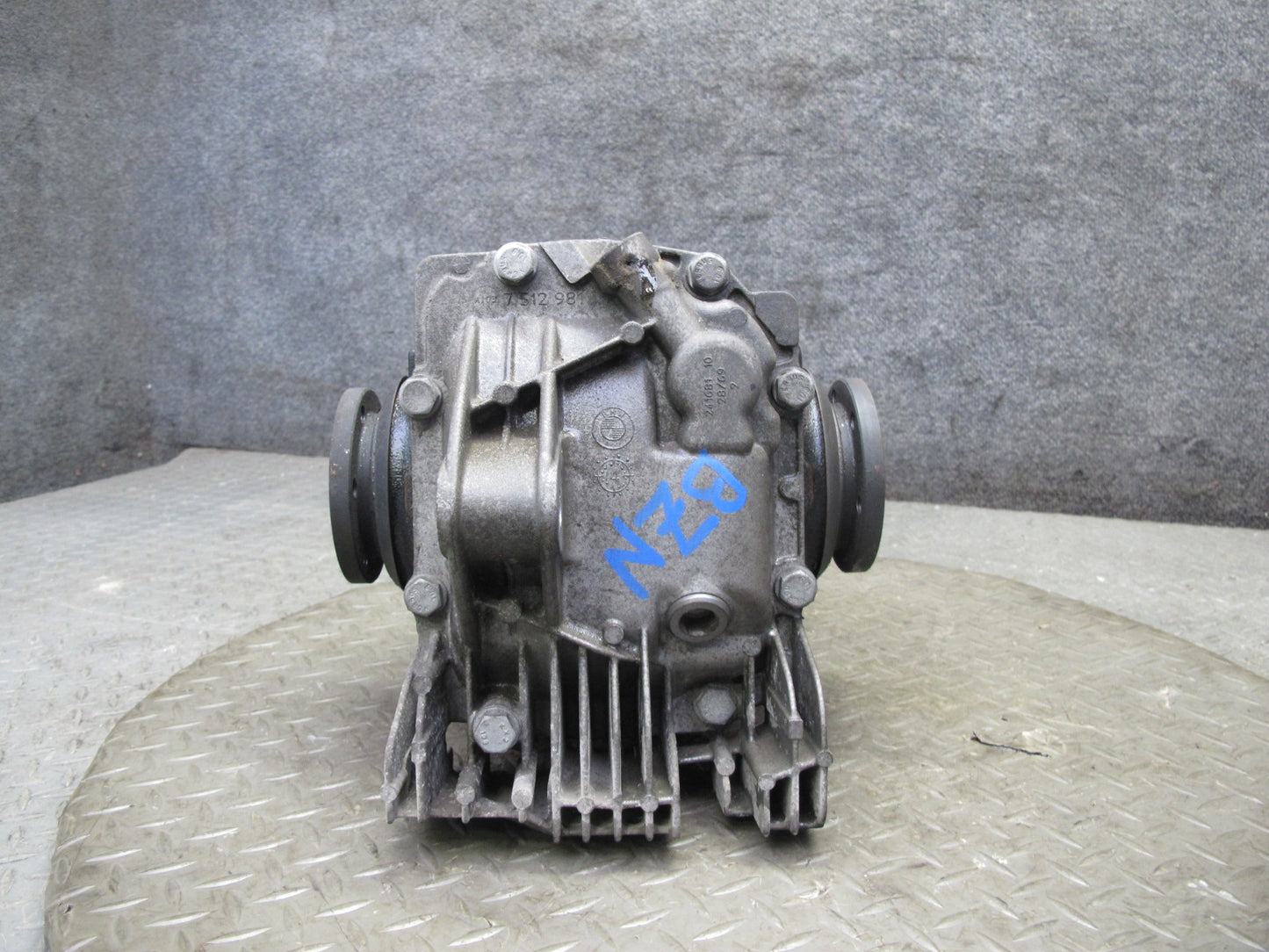 06-07 BMW E85 Z4 3.0L M/T Rear Axle Differential Carrier 3.38 Ratio 7551911 OEM