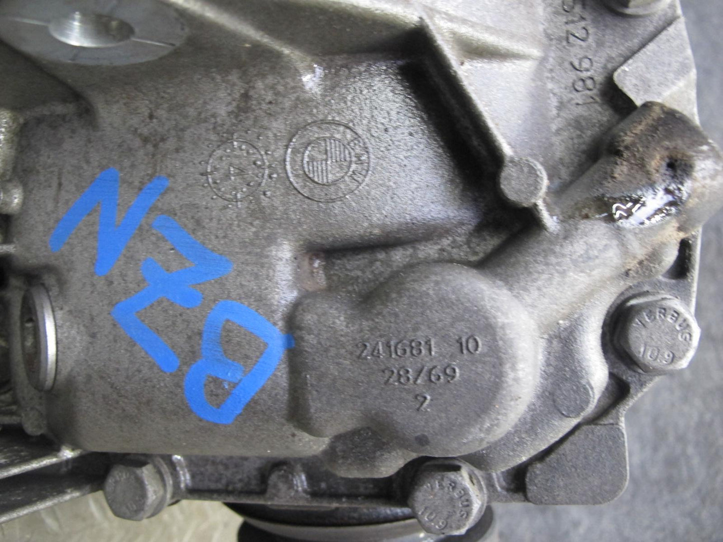 06-07 BMW E85 Z4 3.0L M/T Rear Axle Differential Carrier 3.38 Ratio 7551911 OEM