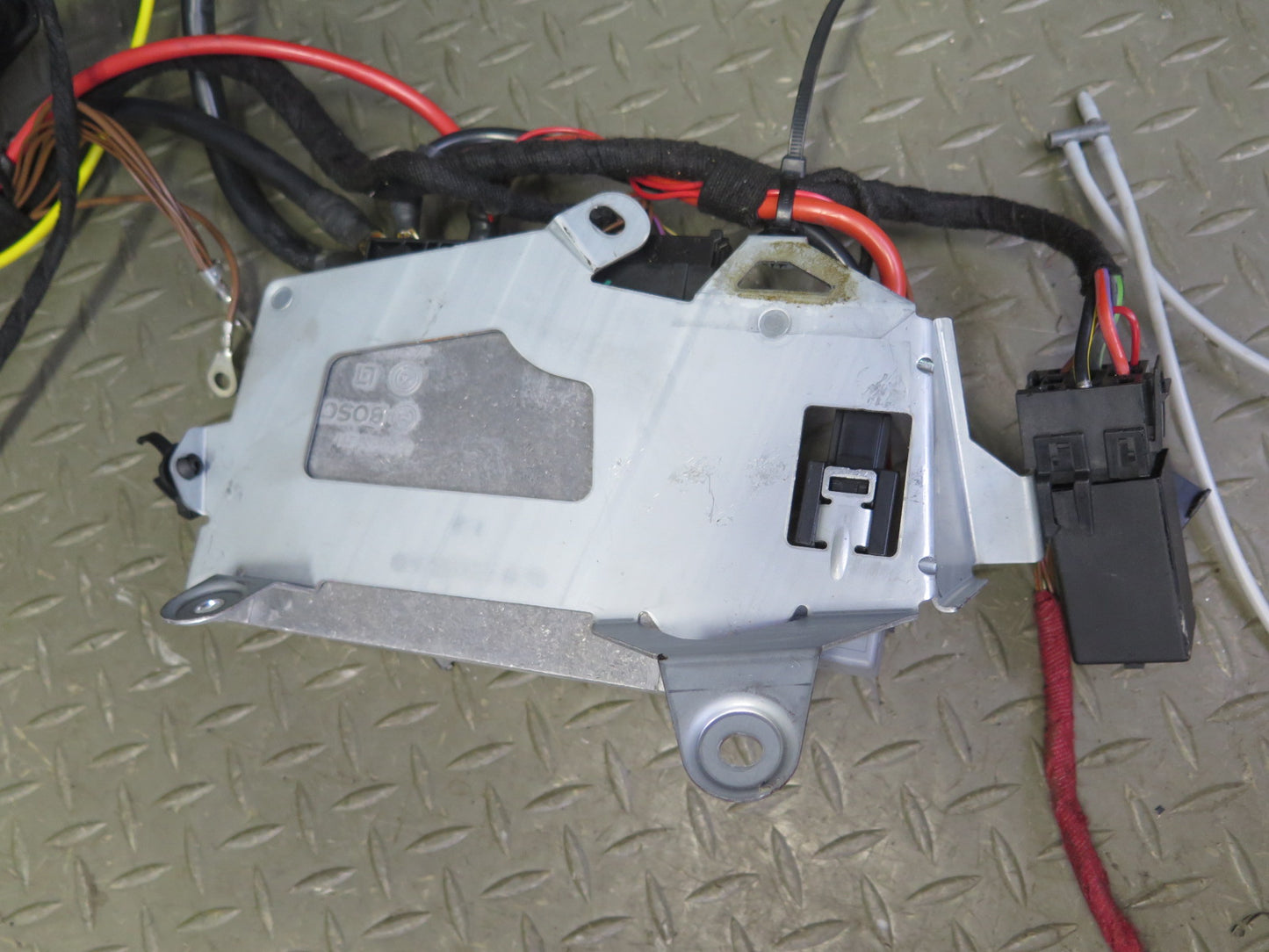 03-08 Mercedes R230 SL55 AMG Battery Stabilization Load Module w Wiring OEM