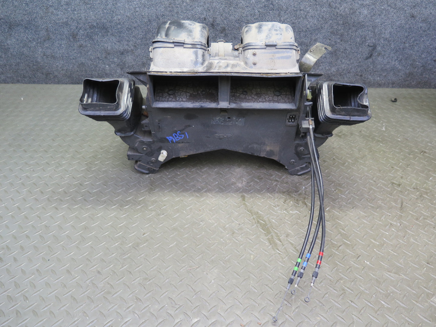 83-89 BMW E24 633CSi 635CSi A/C Evaporator Heater Climate Box Set OEM