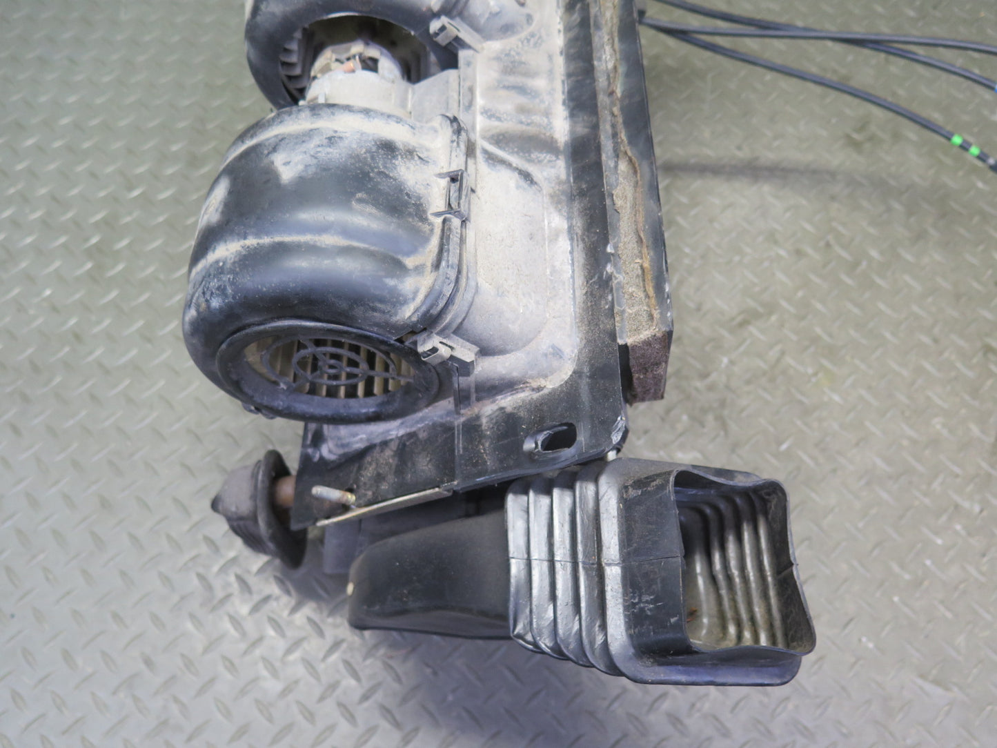 83-89 BMW E24 633CSi 635CSi A/C Evaporator Heater Climate Box Set OEM