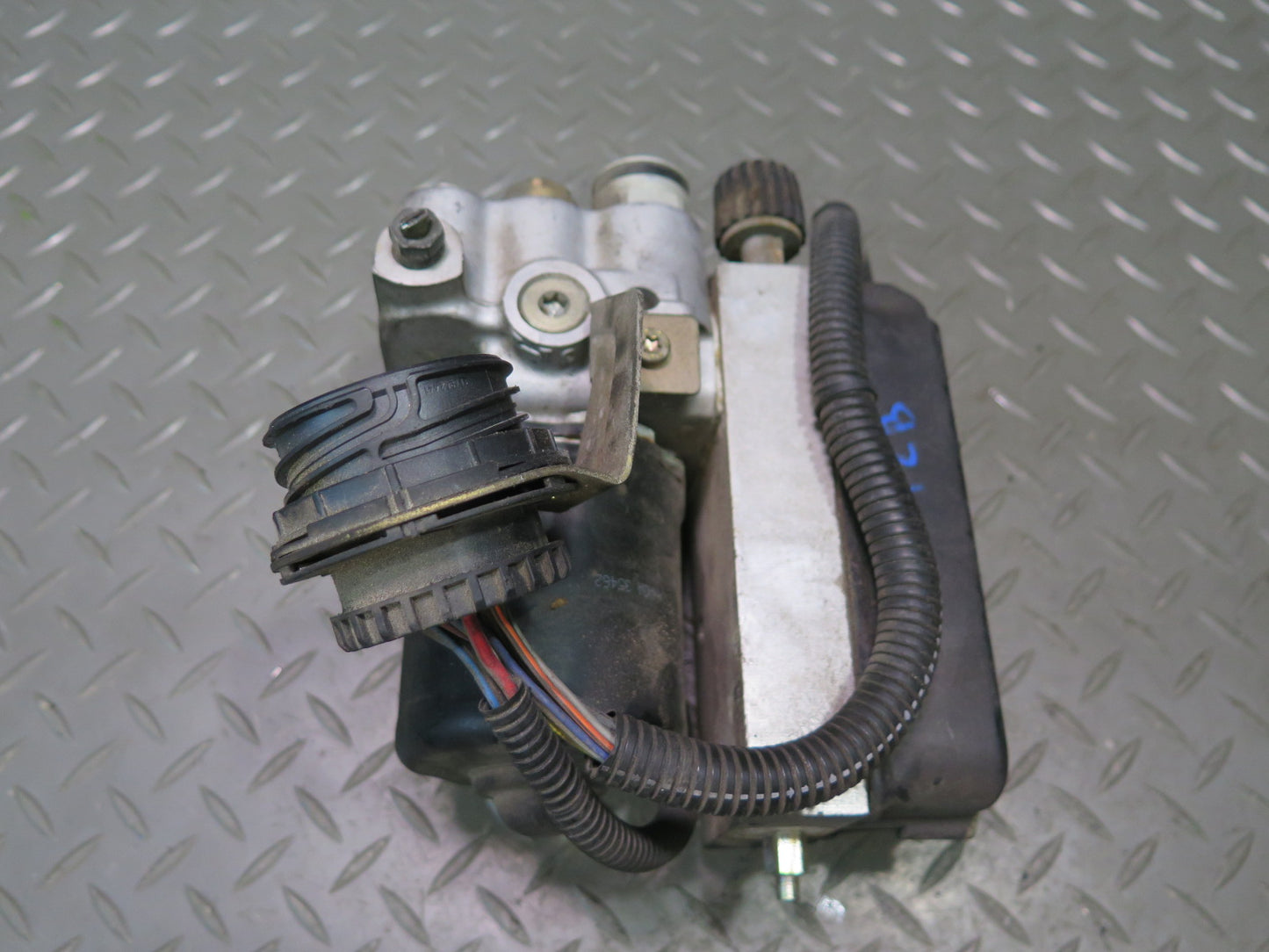 96-99 BMW E36 318ti Anti Lock Brake ABS Pump Module 1164095 OEM