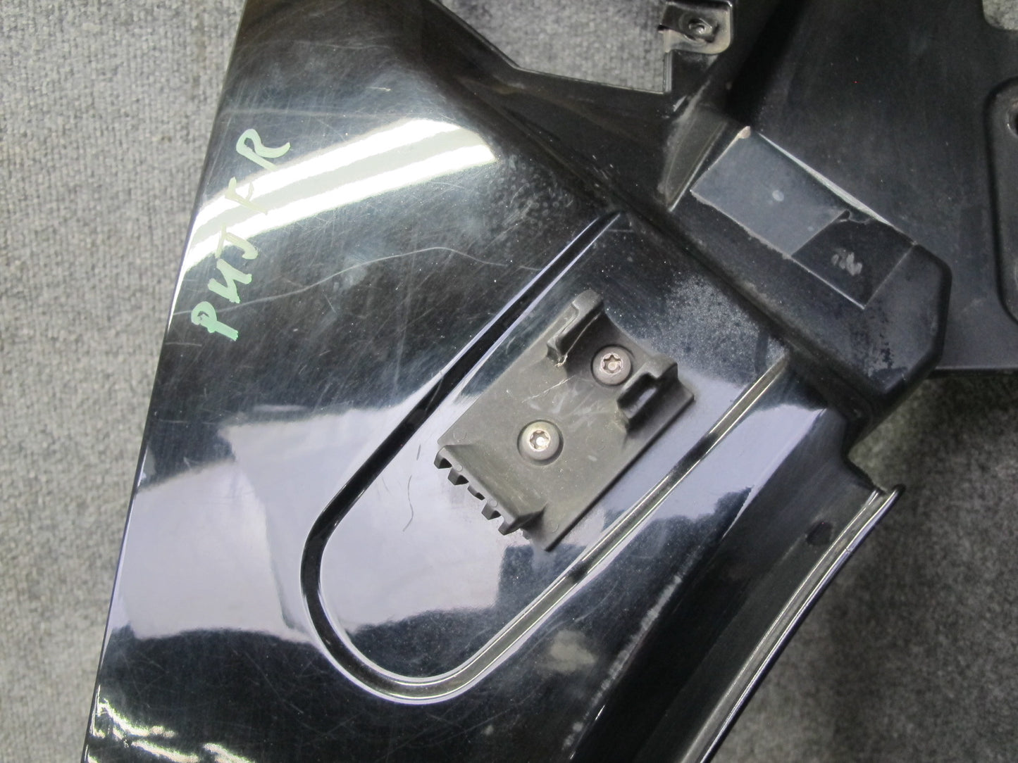 2003-2009 Hummer H2 Front Right Pass Side Fender Shell Cover Panel 15062998