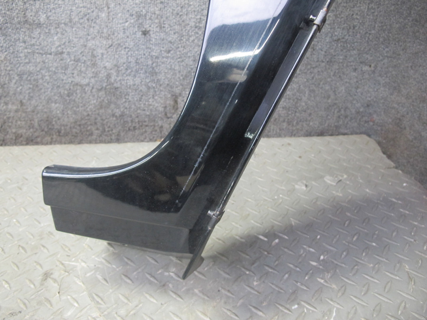 2003-2009 Hummer H2 Front Right Pass Side Fender Shell Cover Panel 15062998