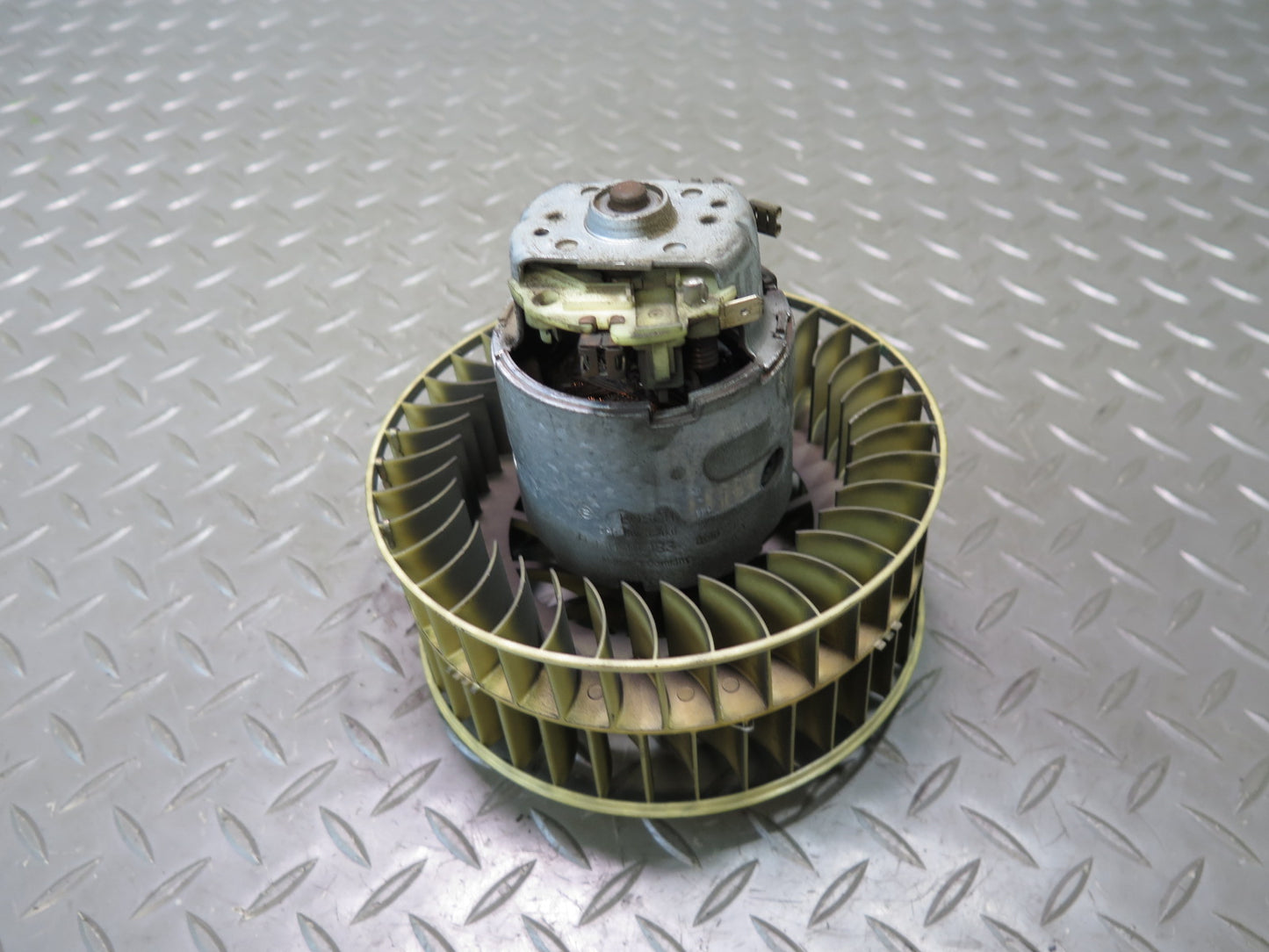95-99 BMW E36 318ti Compact Heater Blower Motor Fan OEM