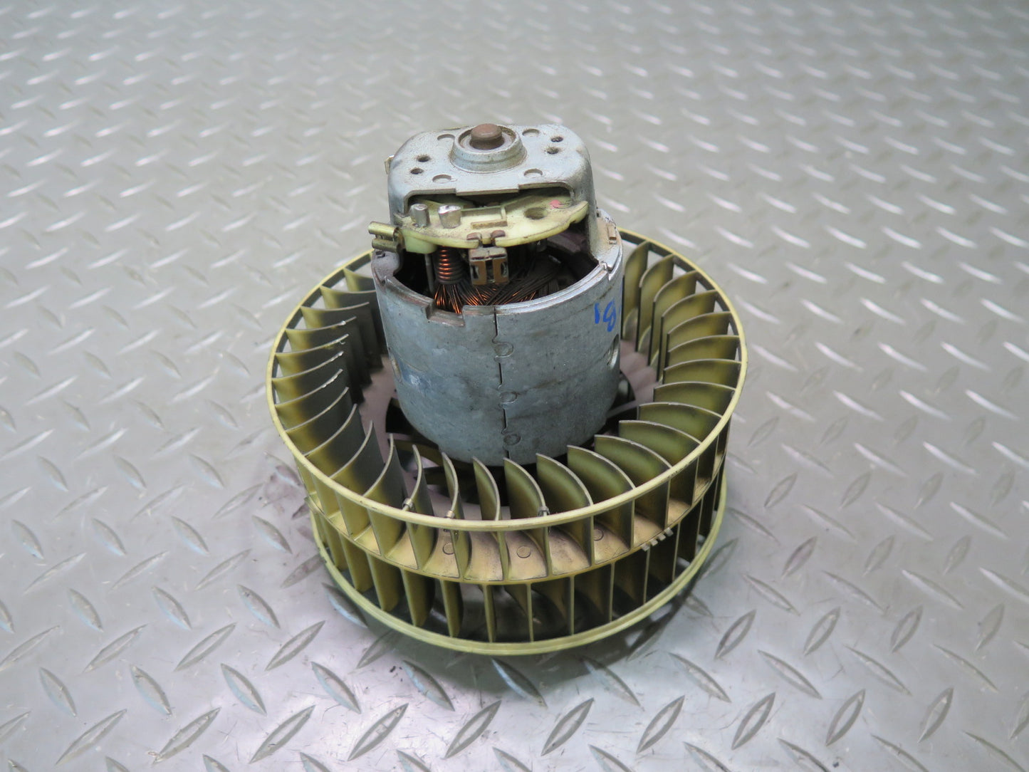 95-99 BMW E36 318ti Compact Heater Blower Motor Fan OEM