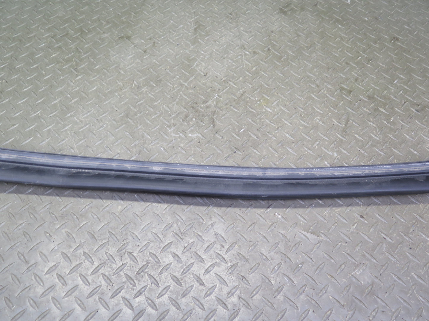 03-12 Mercedes R230 Windshield Weatherstrip Rubber Seal Gasket Set OEM