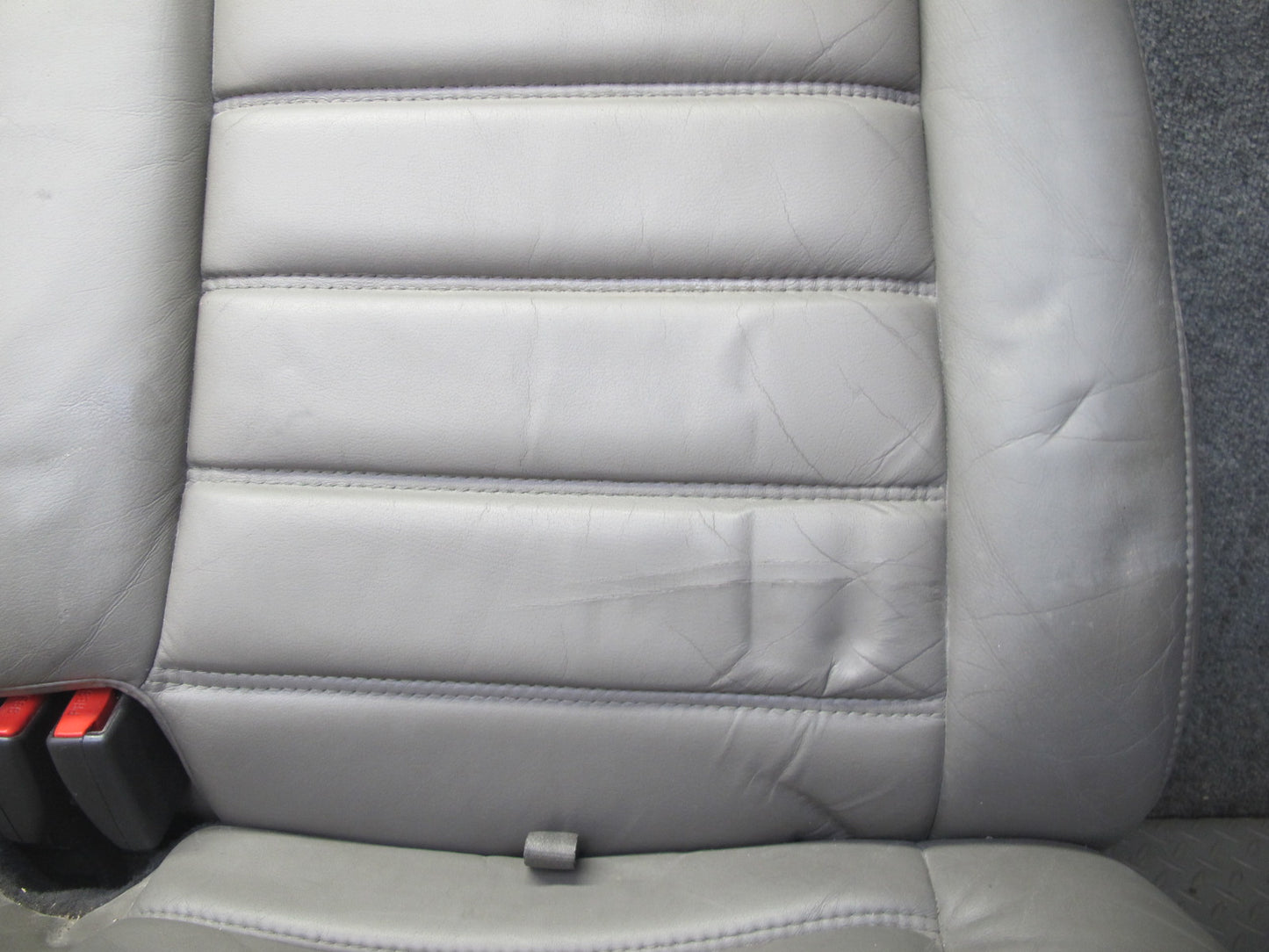 2005-2007 Hummer H2 Rear 2ND ROW Left & Right Side Leather Seat Set of 2