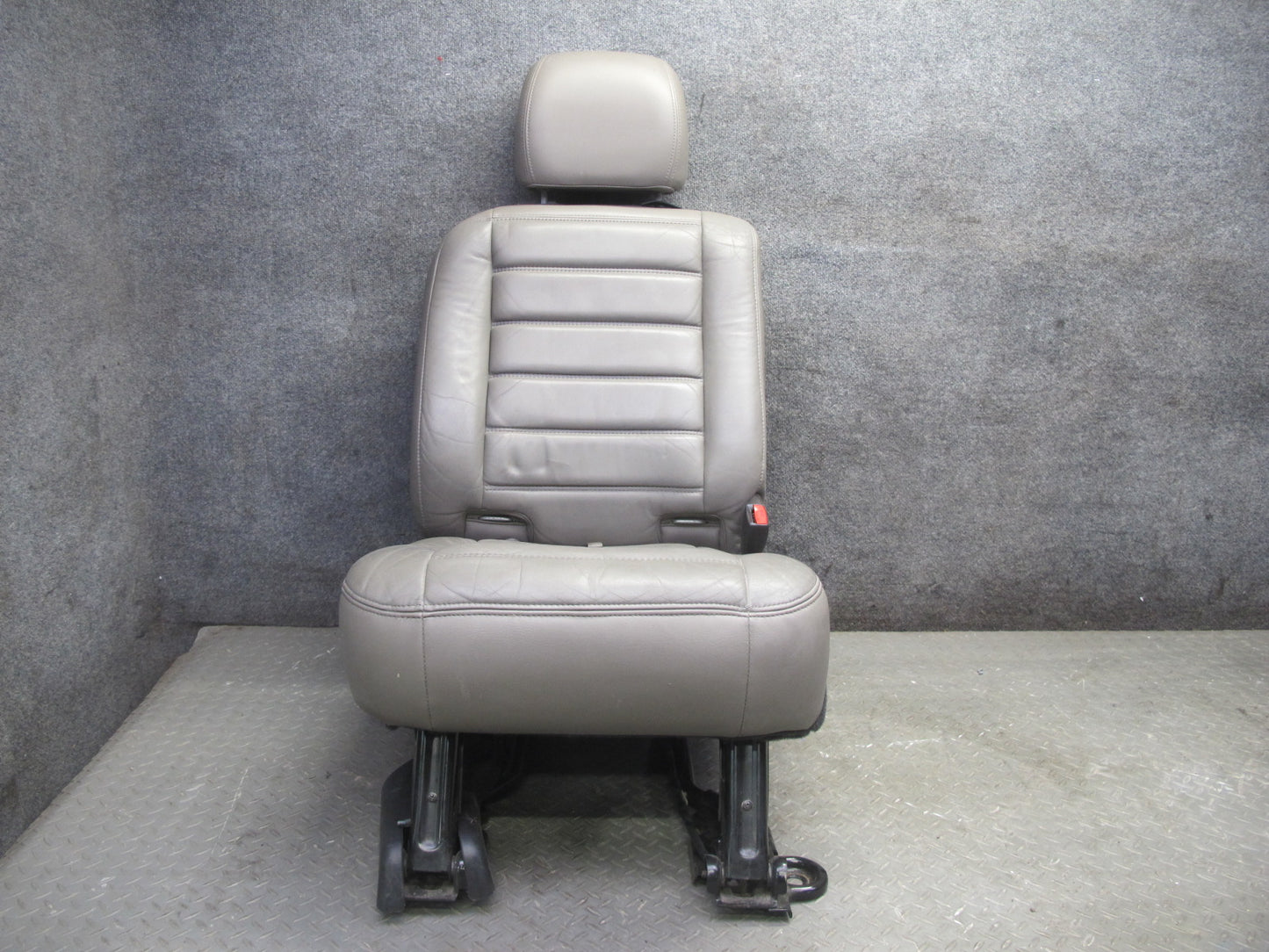 2005-2007 Hummer H2 Rear 2ND ROW Left & Right Side Leather Seat Set of 2