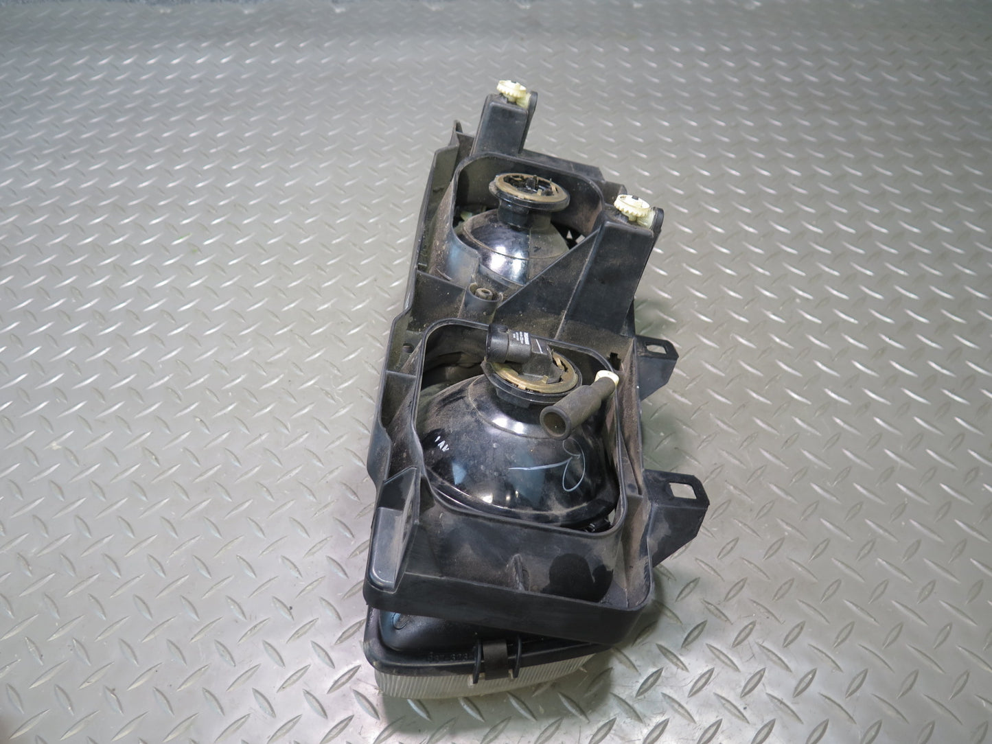 95-99 BMW E36 318ti Front Left Halogen Headlight Lamp OEM