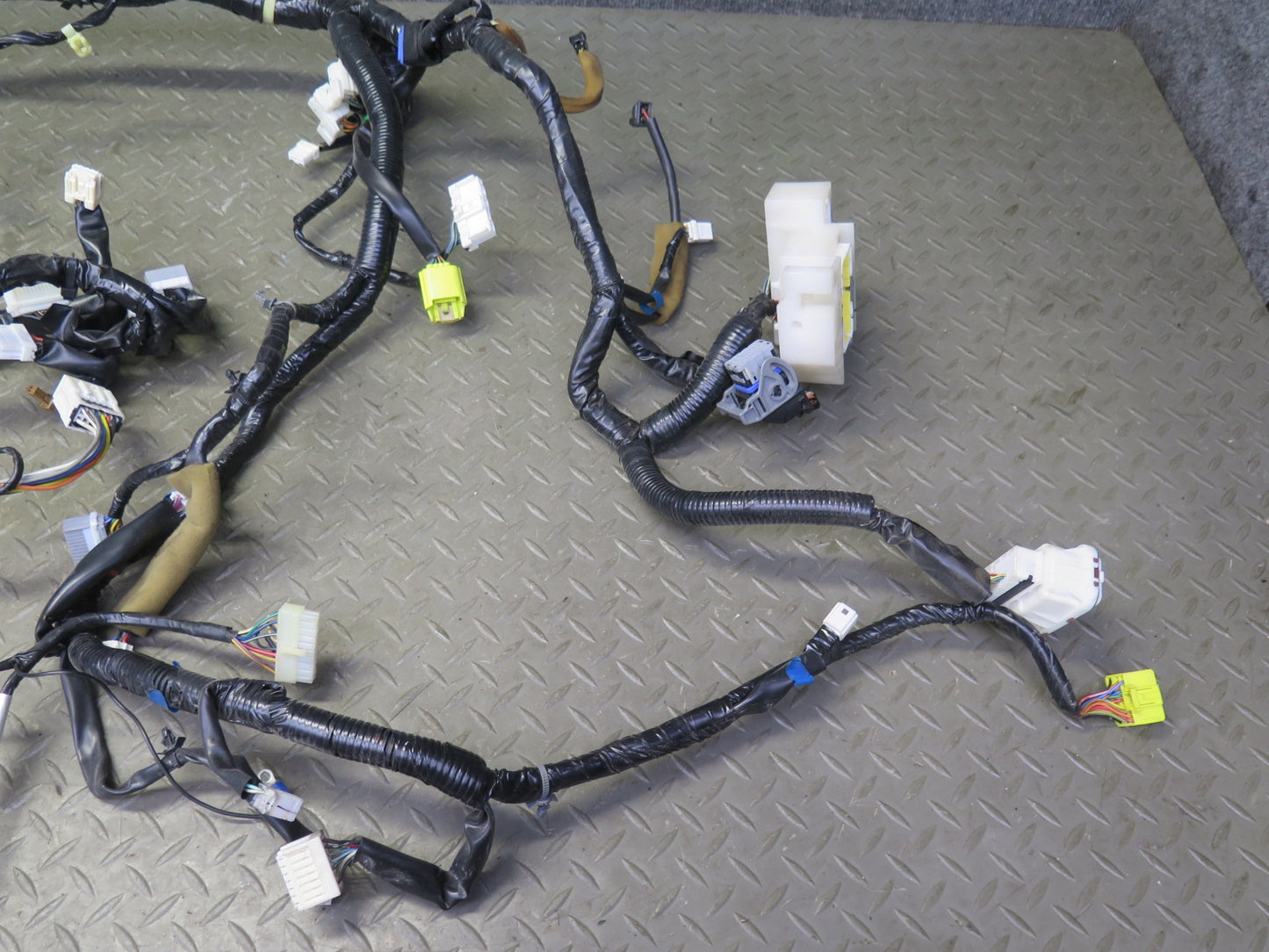 2007 Nissan 350Z Z33 Convertible VQ35HR M/T Main Dash Wire Wiring Harness OEM