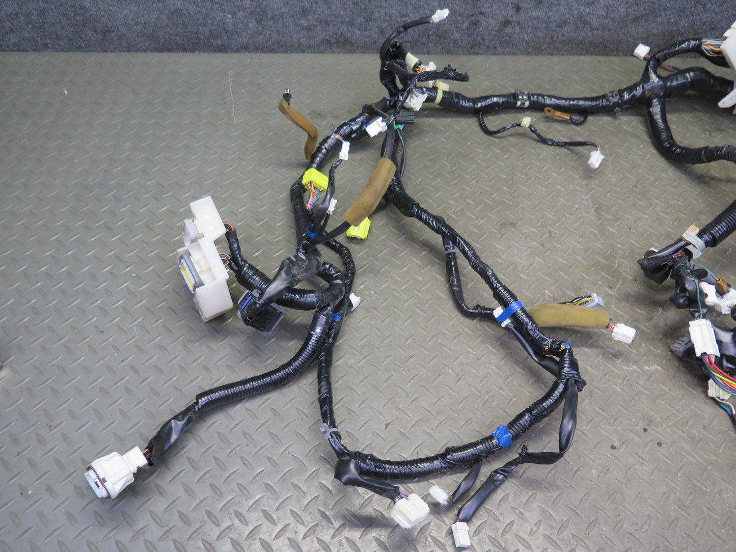 2007 Nissan 350Z Z33 Convertible VQ35HR M/T Main Dash Wire Wiring Harness OEM