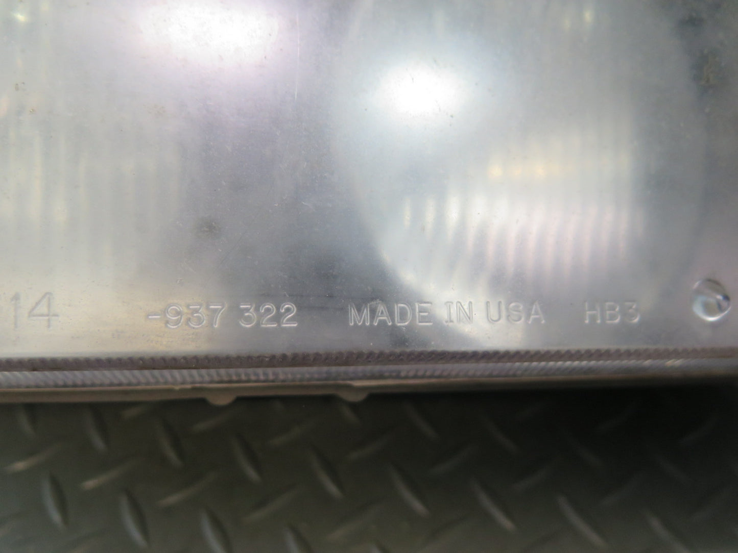 95-99 BMW E36 318ti Front Right Halogen Headlight Lamp OEM