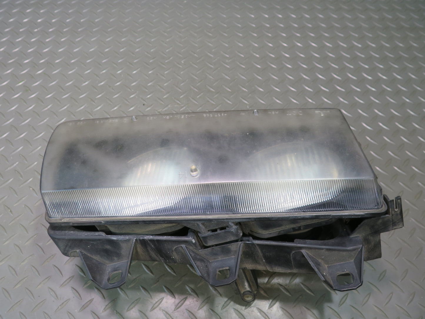 95-99 BMW E36 318ti Front Right Halogen Headlight Lamp OEM