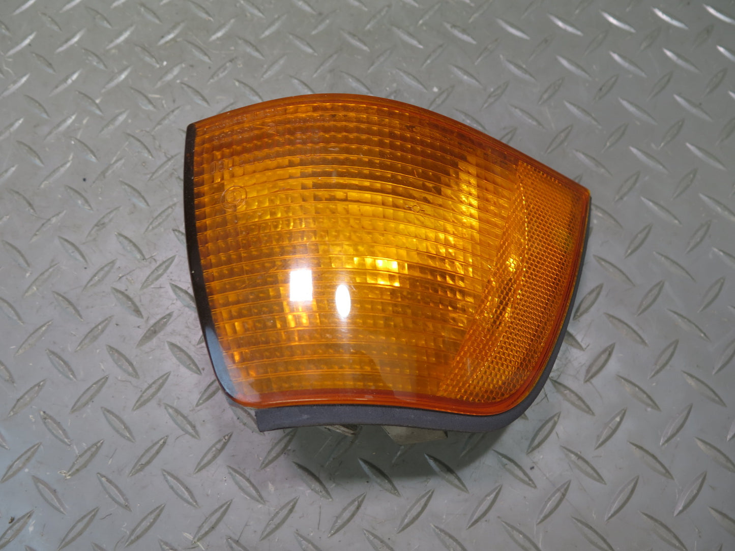 95-99 BMW E36 318ti Compact 2-DOOR Front Turn Signal Corner Light Lamp OEM