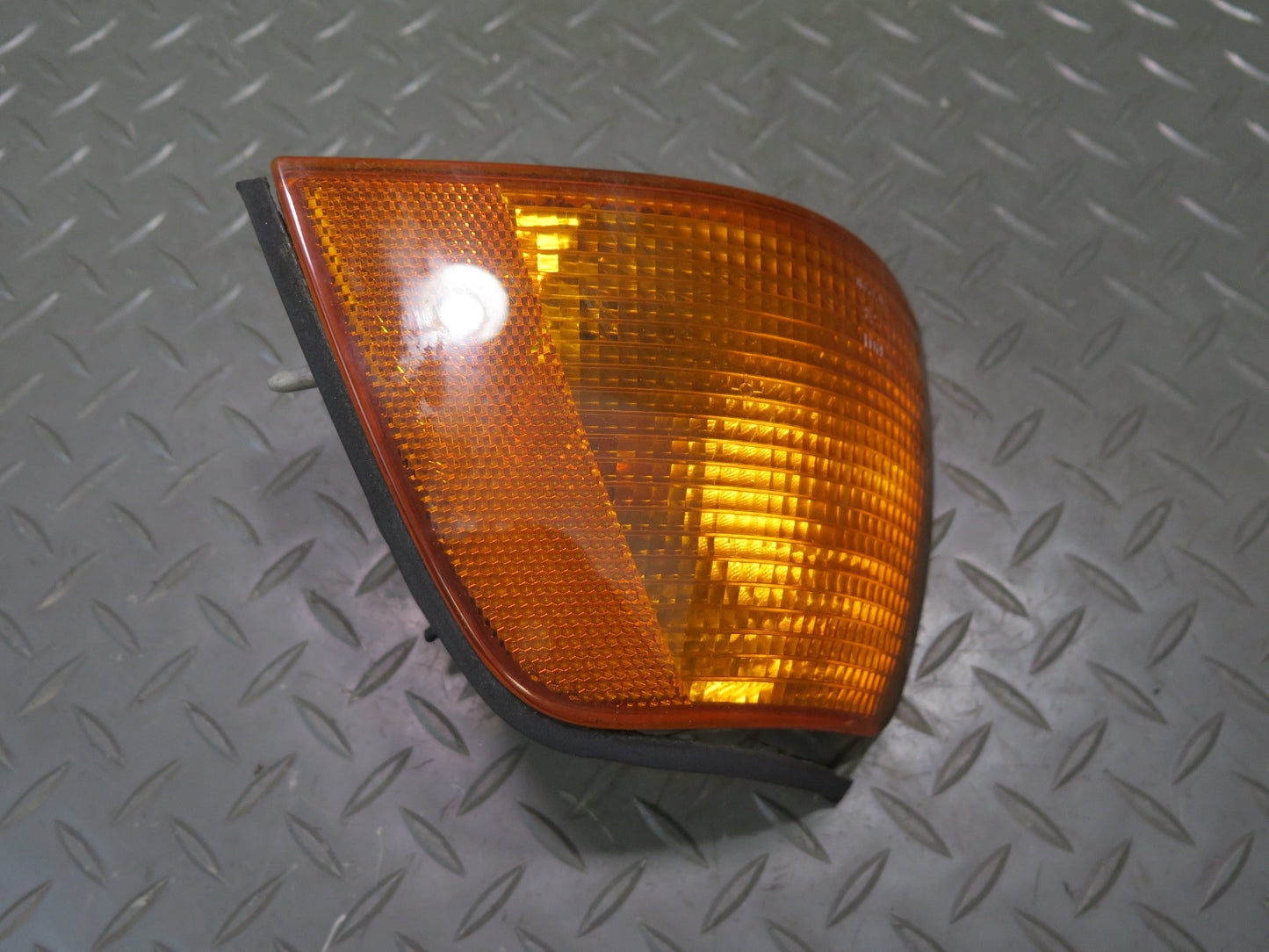 95-99 BMW E36 318ti Compact 2-DOOR Front Turn Signal Corner Light Lamp OEM